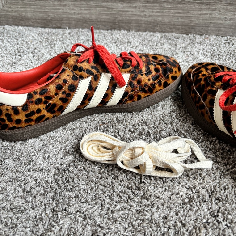 Adidas leapord sambas - Picture 6 of 6